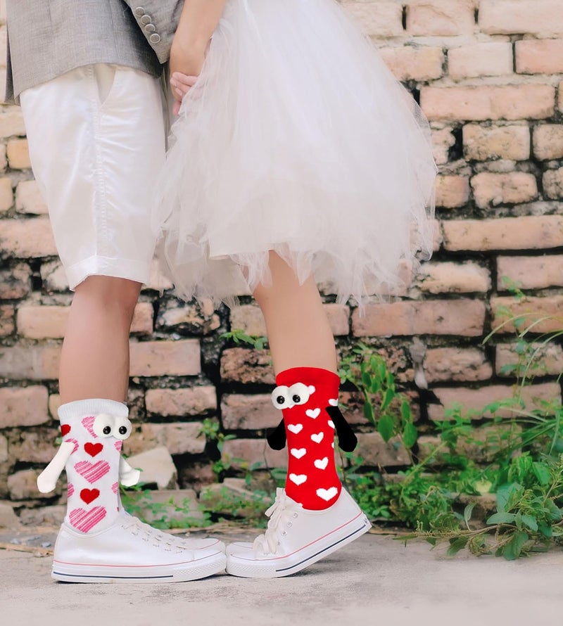 Habbiful 2 Pairs Valentine's Day Holding Hands Socks Funny Magnetic Couple Socks Valentines Day Gifts for Her Men Women - Image 4